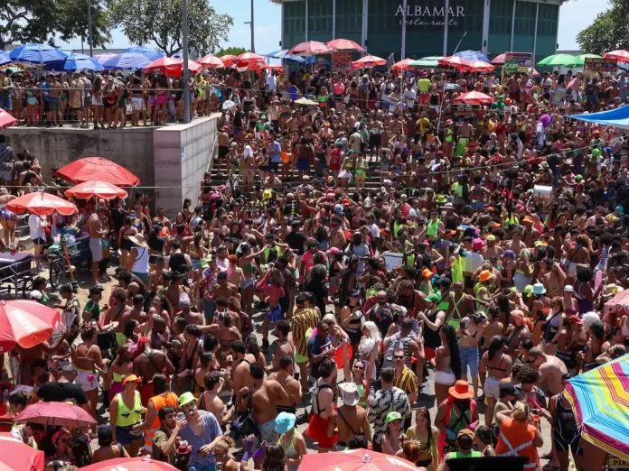 Cesta de produtos do Carnaval