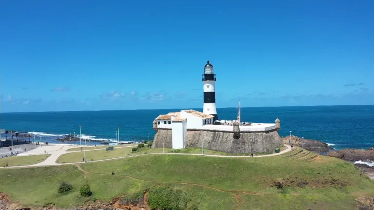 Salvador Dispara: Capital Baiana Lidera Alta de Imóveis Residenciais em 2025, Superando Inflação e Mercado Aquecido