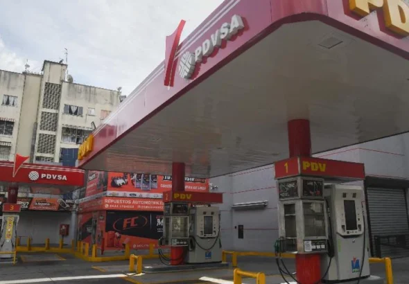 EUA negociam petróleo venezuelano que iria para China, em reviravolta que pode aliviar sanções e impactar mercado global